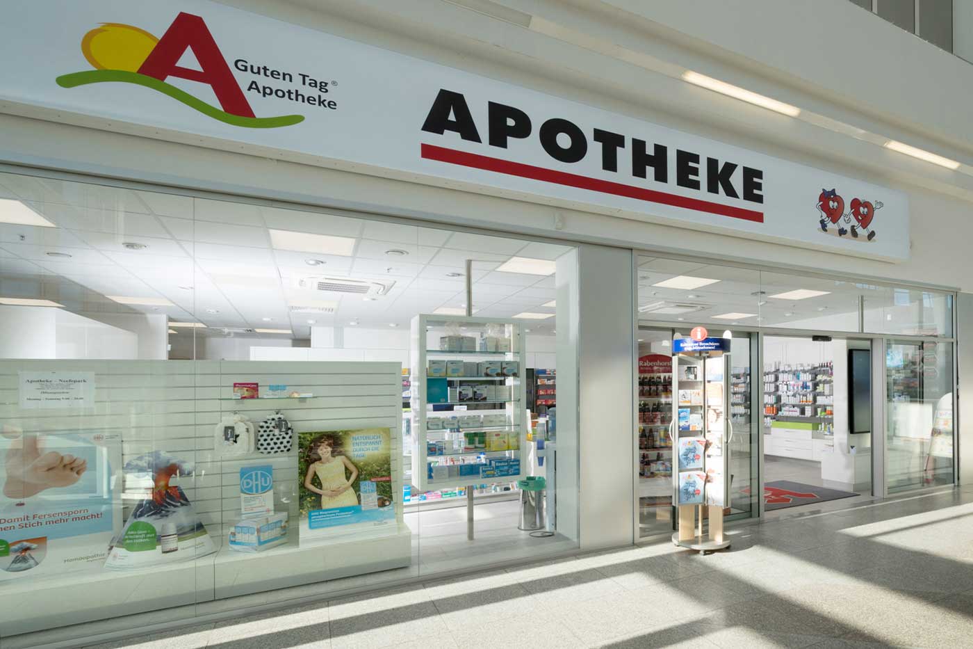 Innenarchitektur Apotheke 01 Leo Seidel