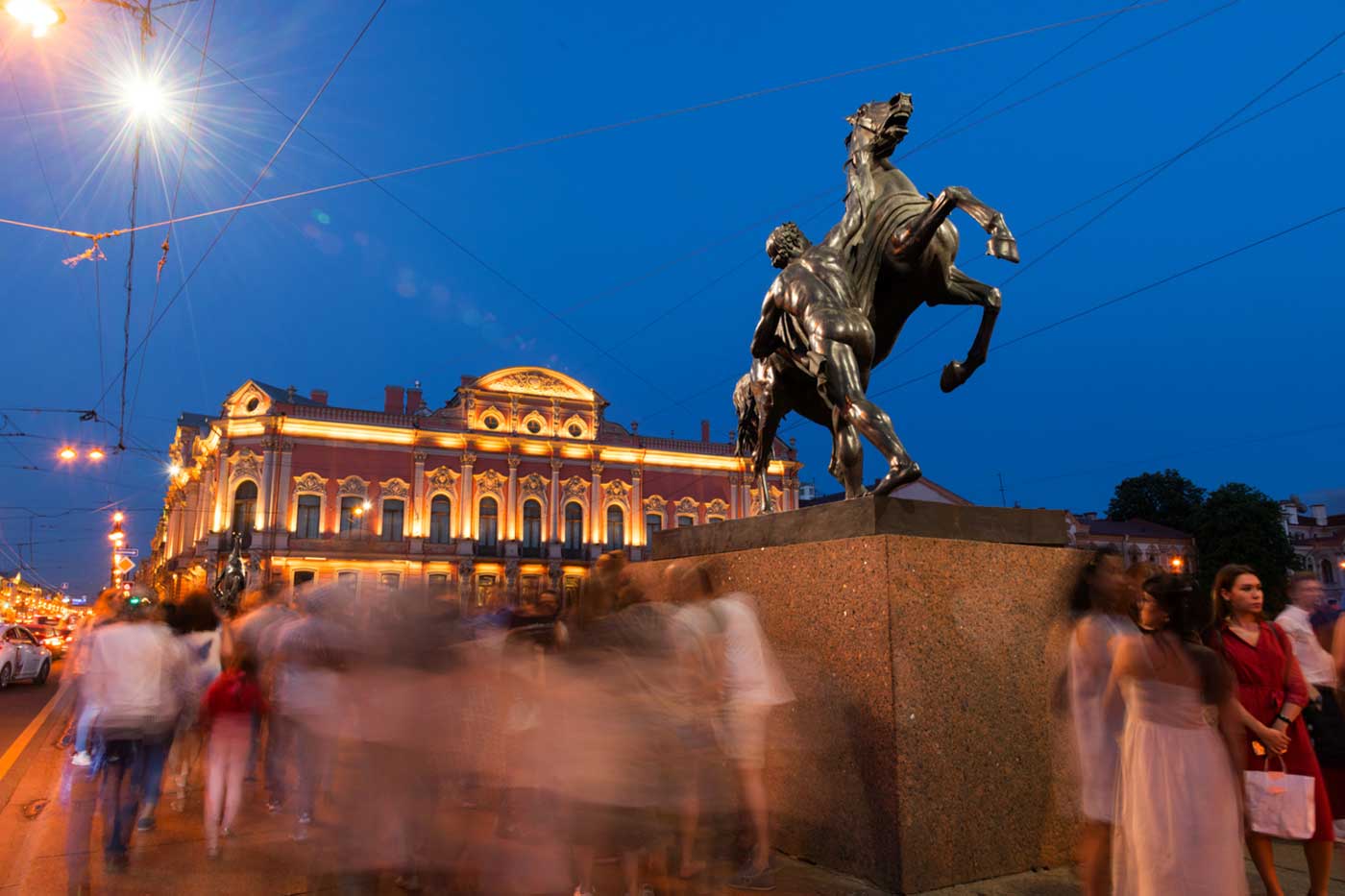 Saint petersburg Anitschkowbruecke